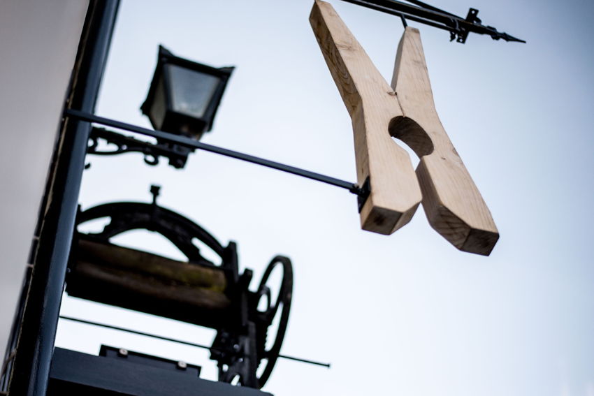 Wooden Spoon Sign - The Washerwoman, Dublin. Courtesy of Alex Machet